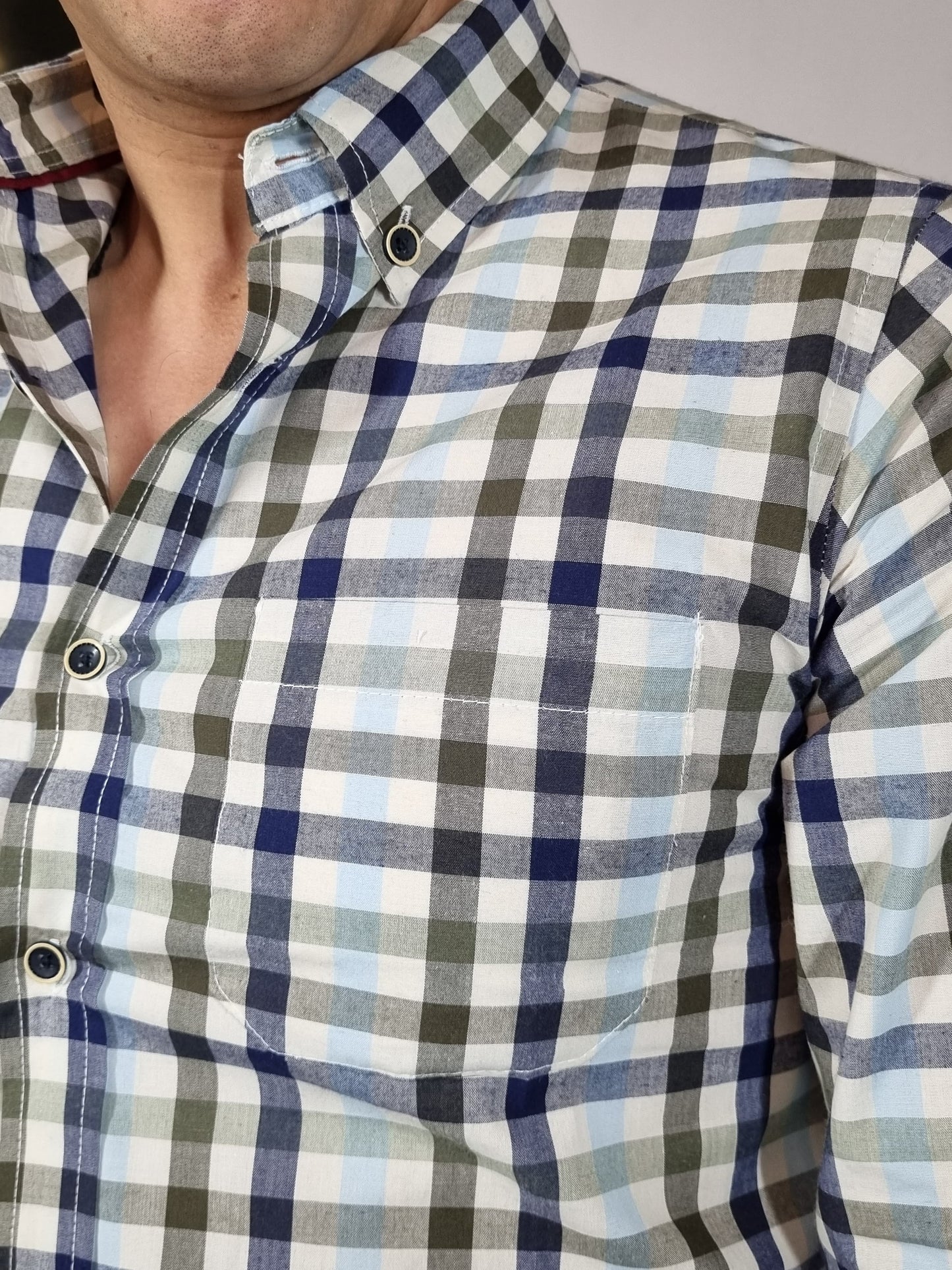 Camisa cuadros corte slim de algodón.