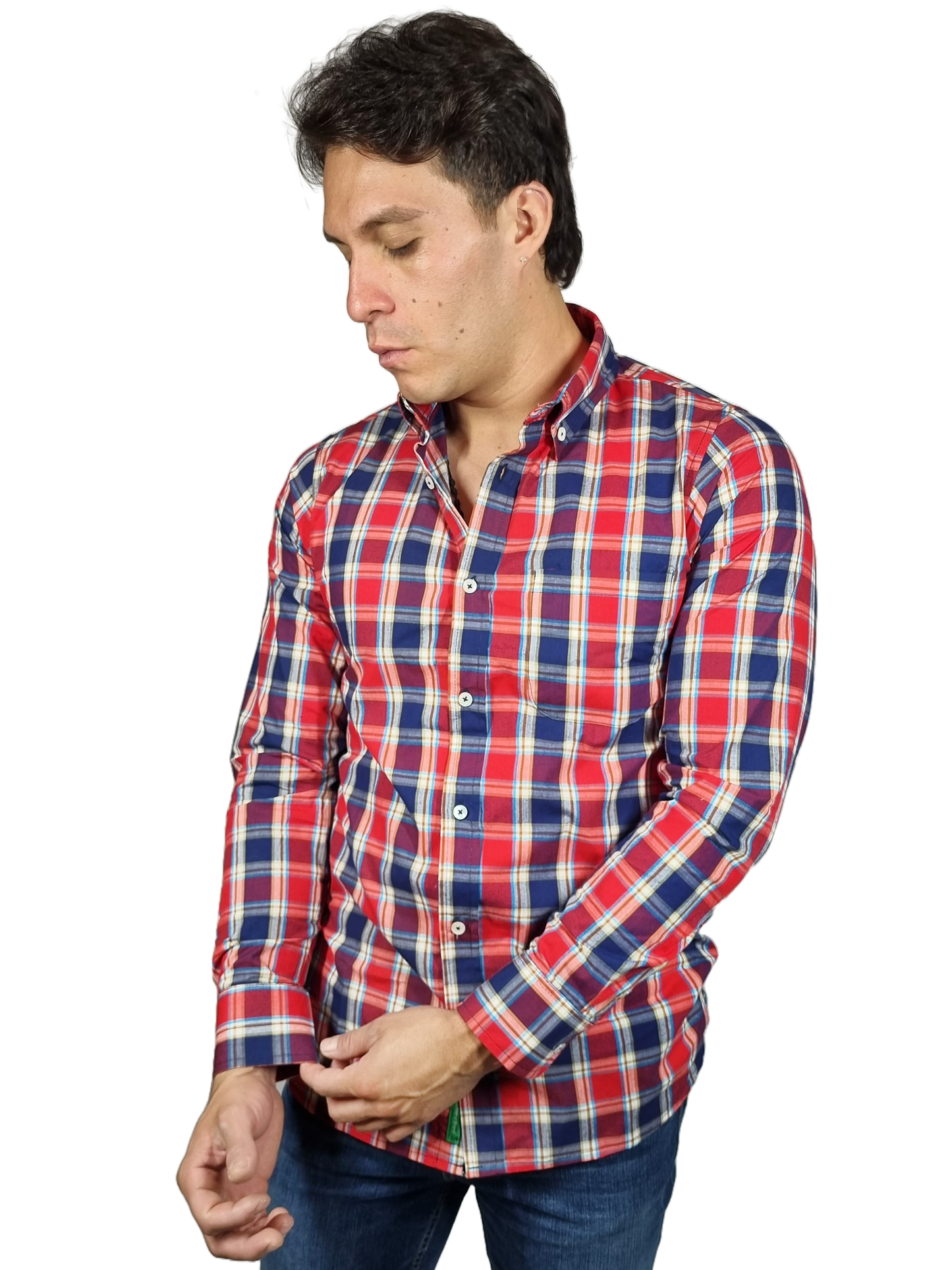 Camisa caballero slim fit de algodón.