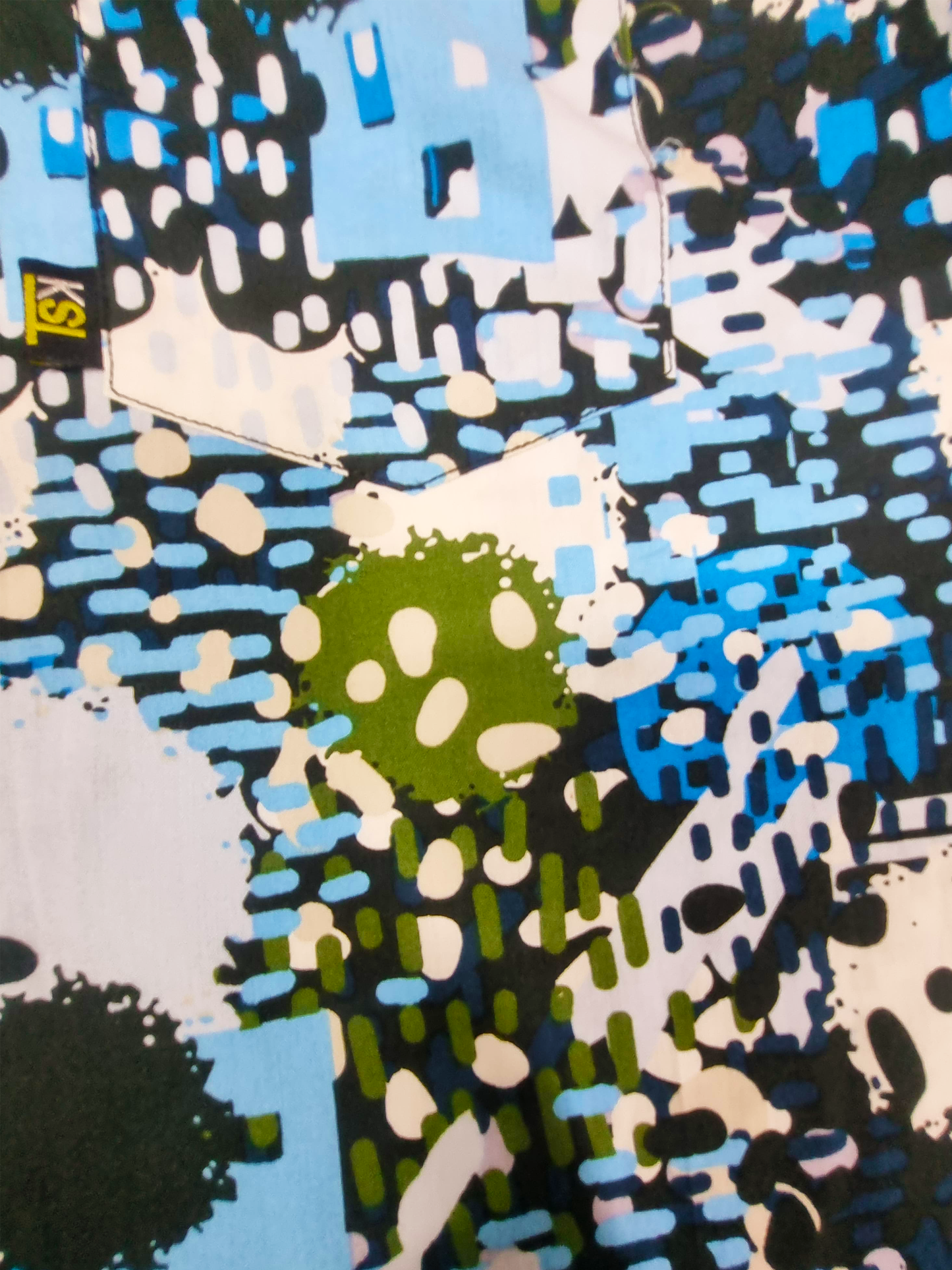 Camisa manga corta estampada de algodón.